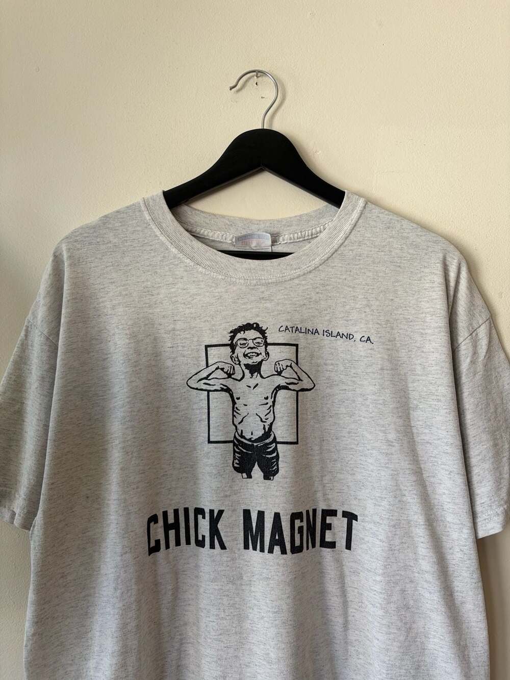 Hanes Chick Magnet Catalina Island CA T-Shirt Size Large Grey